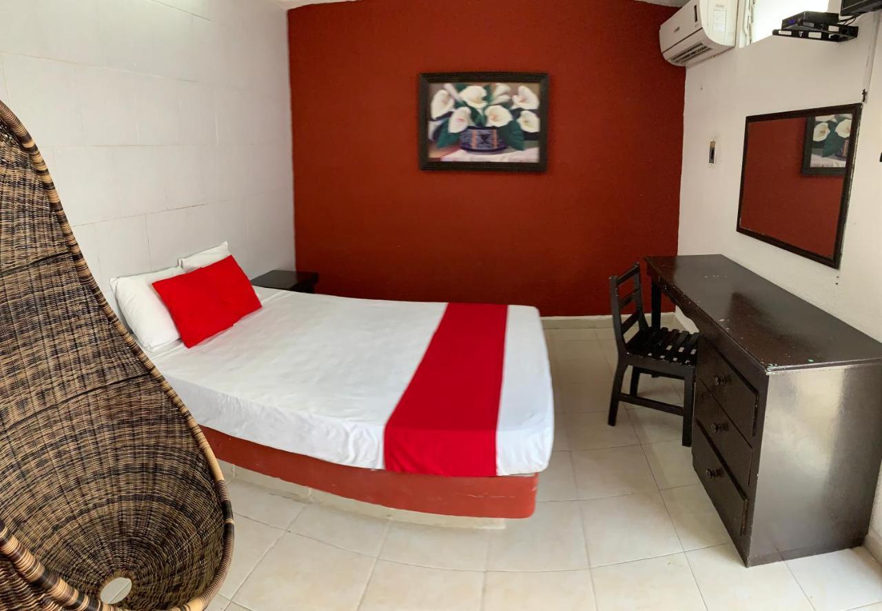 Hotel Aventura Merida Luaran gambar